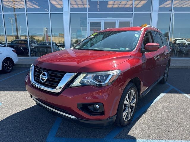 2017 Nissan Pathfinder SV