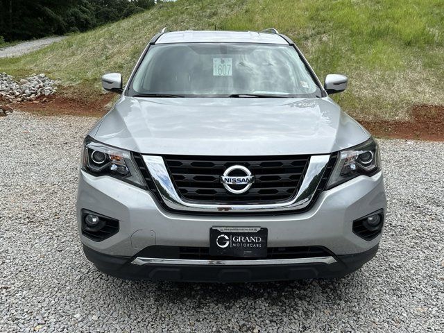 2017 Nissan Pathfinder SV