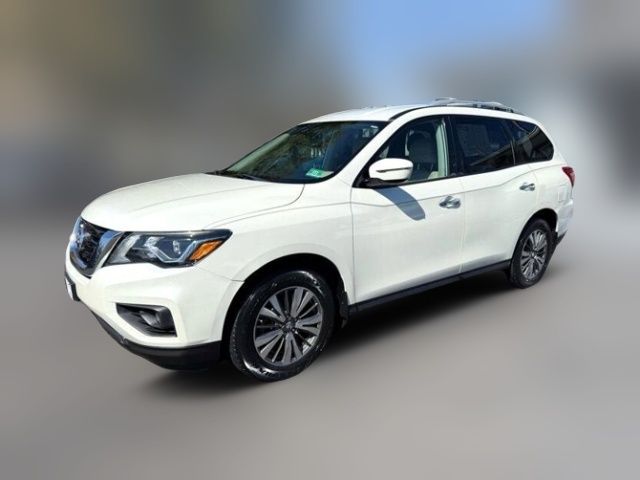 2017 Nissan Pathfinder SV