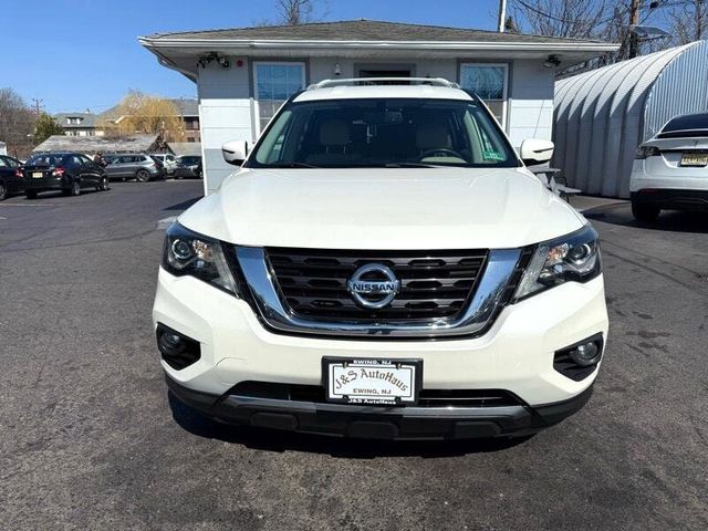 2017 Nissan Pathfinder SV