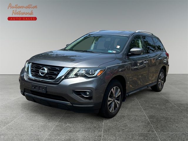 2017 Nissan Pathfinder SV