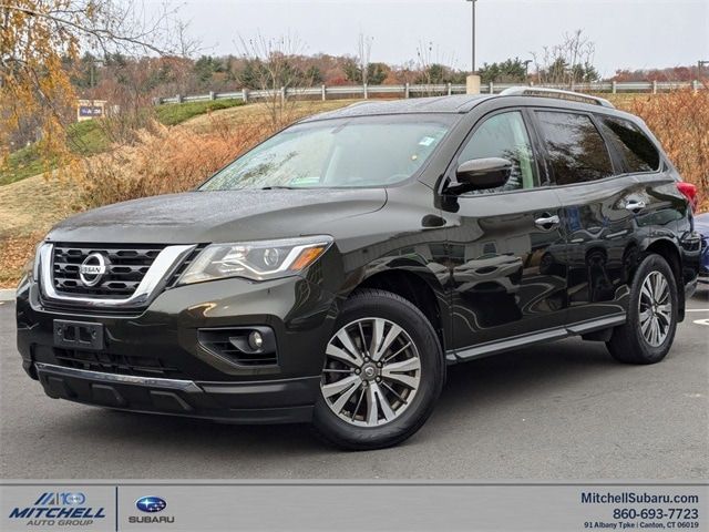 2017 Nissan Pathfinder SV