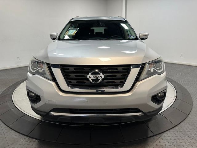 2017 Nissan Pathfinder SV