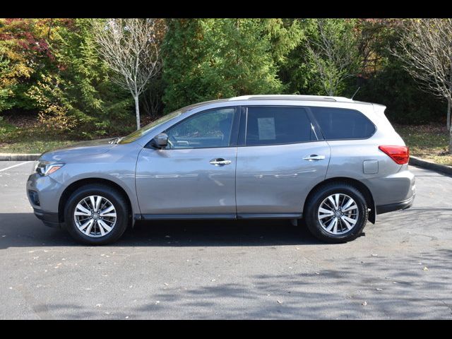 2017 Nissan Pathfinder SV