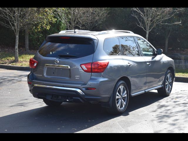 2017 Nissan Pathfinder SV