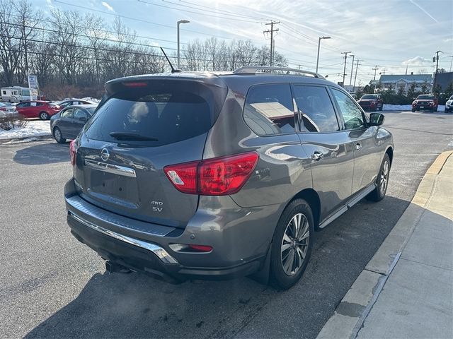 2017 Nissan Pathfinder SV