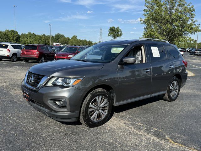 2017 Nissan Pathfinder SV