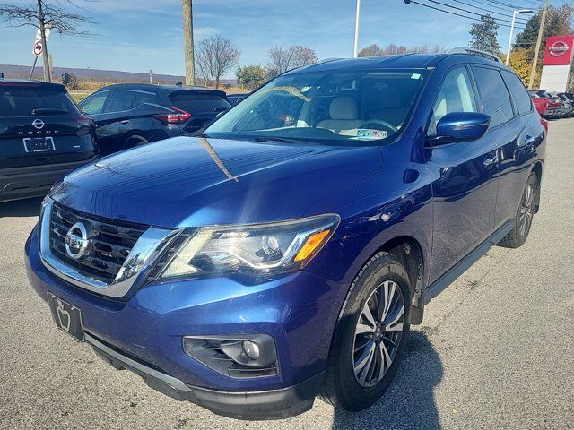 2017 Nissan Pathfinder SV