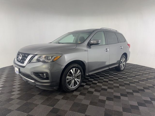 2017 Nissan Pathfinder SV