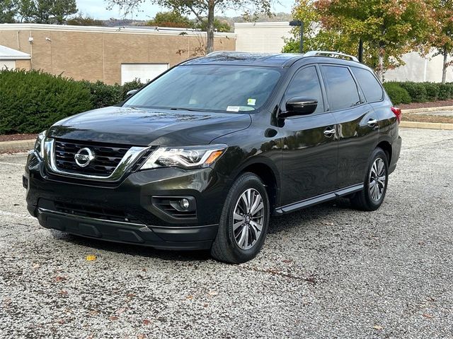 2017 Nissan Pathfinder SV