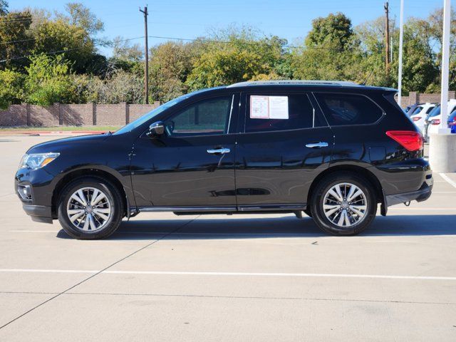 2017 Nissan Pathfinder SV