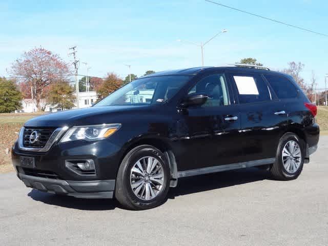 2017 Nissan Pathfinder SV