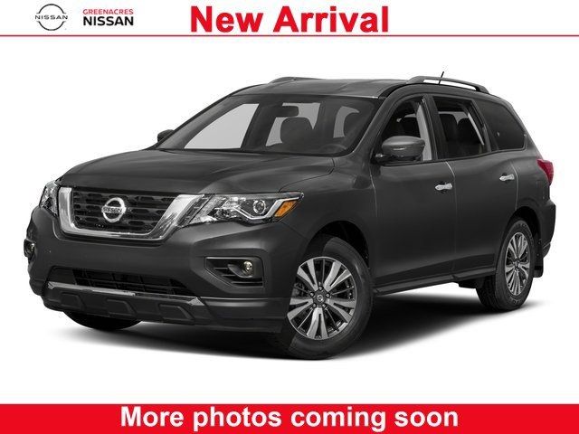 2017 Nissan Pathfinder SV