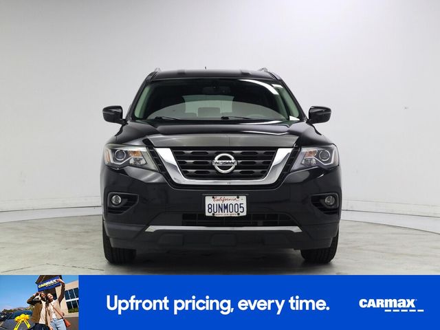2017 Nissan Pathfinder SV