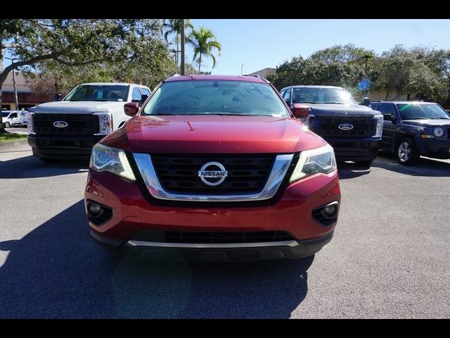 2017 Nissan Pathfinder SV