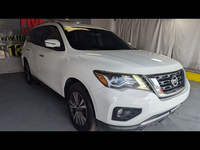 2017 Nissan Pathfinder SV