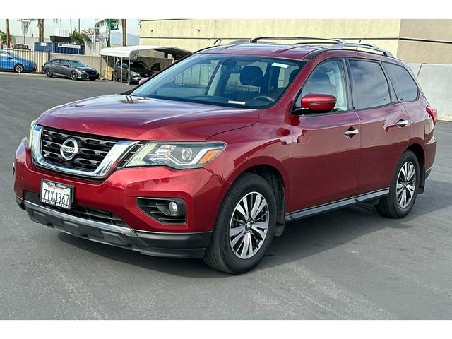 2017 Nissan Pathfinder SV