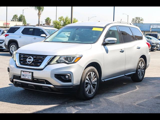 2017 Nissan Pathfinder SV