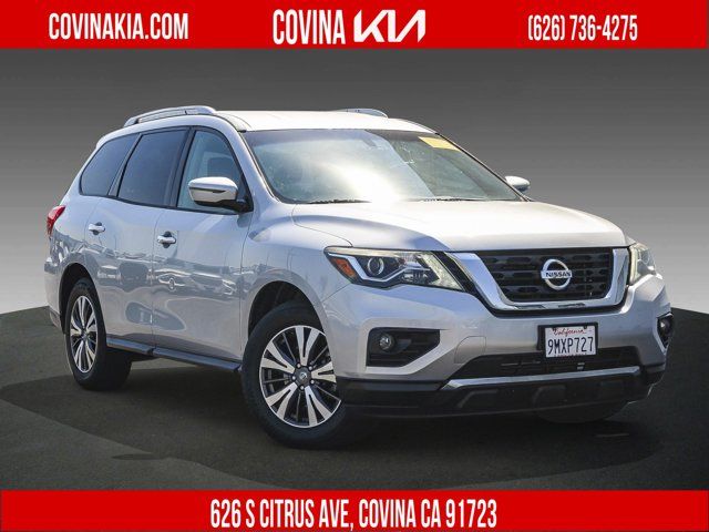 2017 Nissan Pathfinder SV