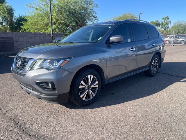 2017 Nissan Pathfinder SV