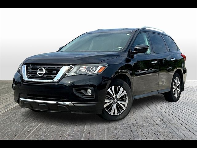 2017 Nissan Pathfinder SV