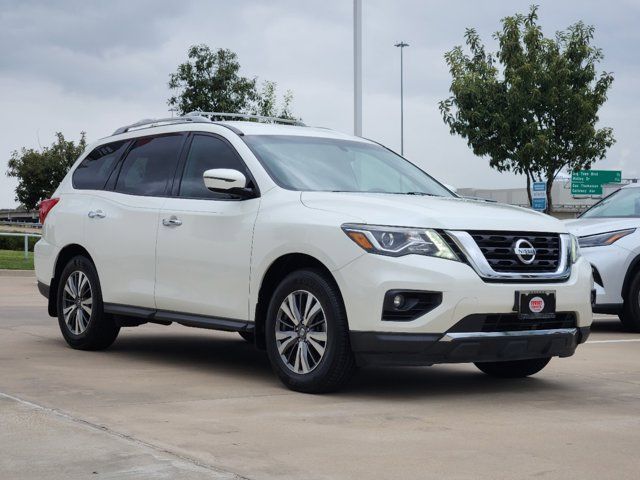 2017 Nissan Pathfinder SV