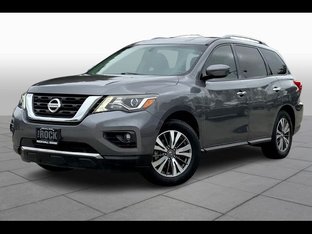 2017 Nissan Pathfinder SV