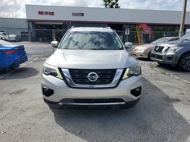 2017 Nissan Pathfinder SV