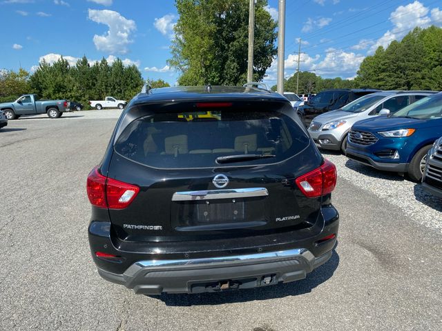 2017 Nissan Pathfinder Platinum