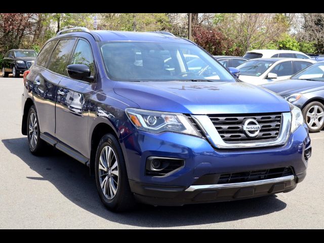 2017 Nissan Pathfinder S