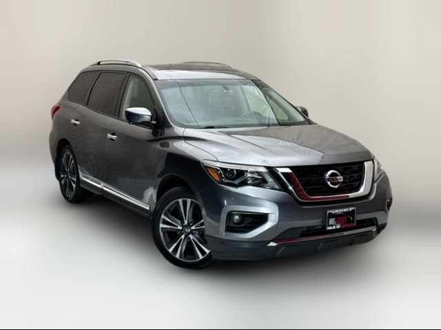 2017 Nissan Pathfinder Platinum