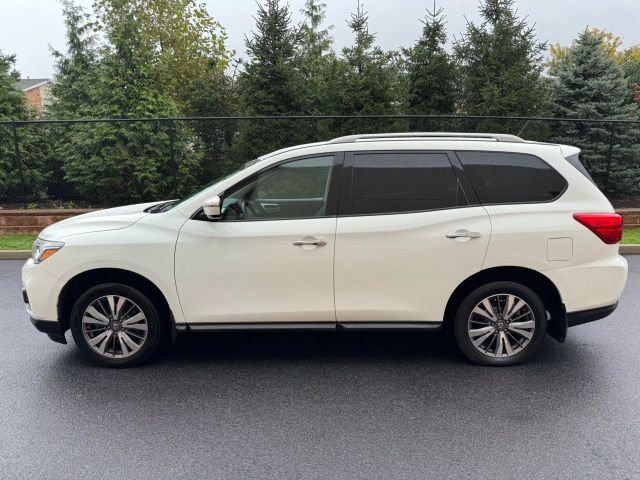 2017 Nissan Pathfinder S