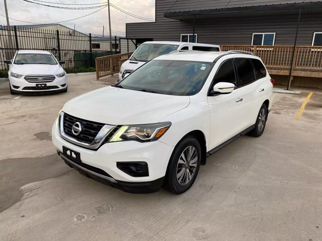 2017 Nissan Pathfinder S