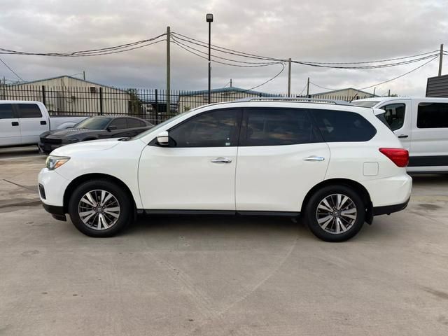 2017 Nissan Pathfinder S