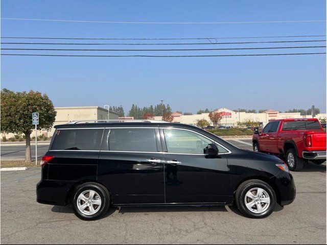 2017 Nissan Quest SV