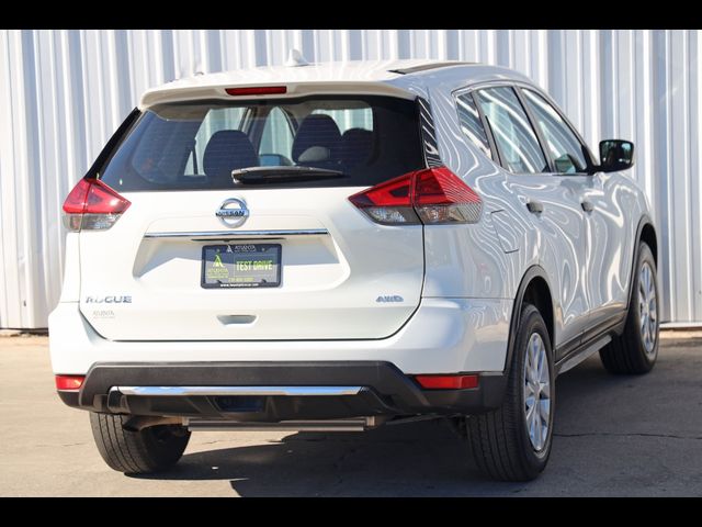 2017 Nissan Rogue S