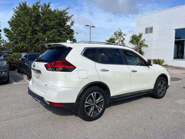 2017 Nissan Rogue SL