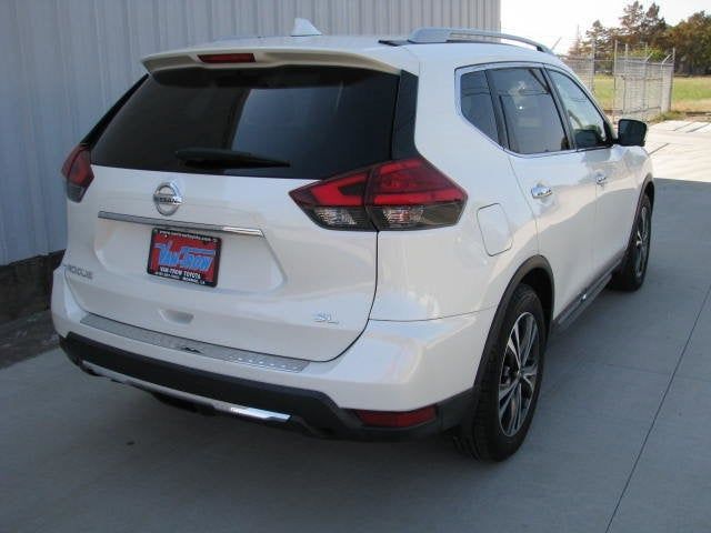 2017 Nissan Rogue SL