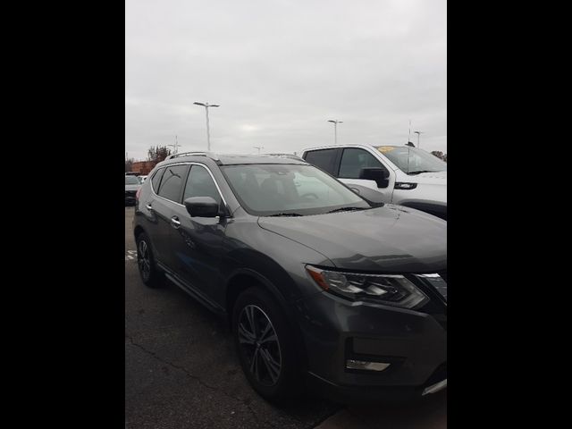 2017 Nissan Rogue SL