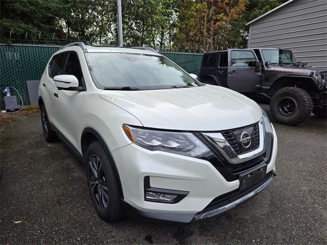 2017 Nissan Rogue SL