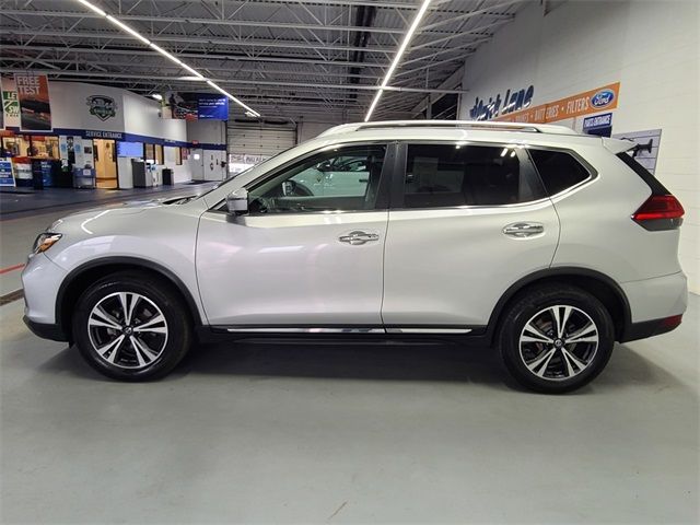 2017 Nissan Rogue SL