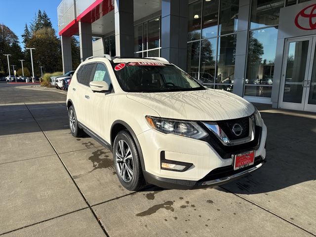 2017 Nissan Rogue SL