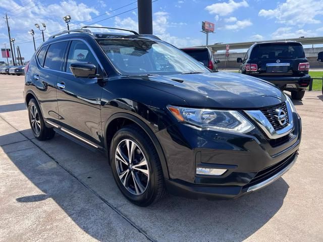 2017 Nissan Rogue SL