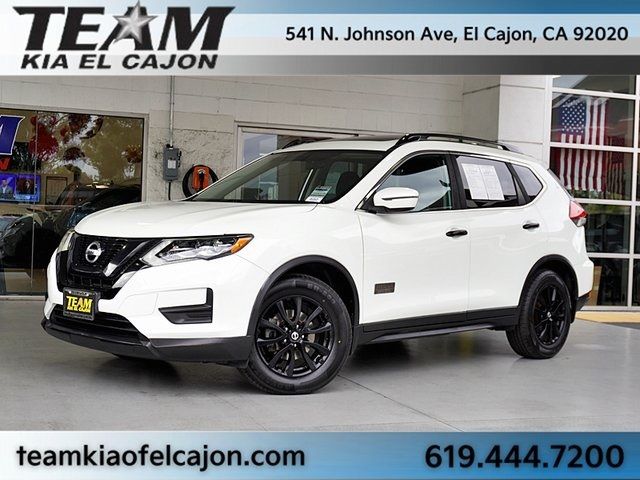 2017 Nissan Rogue SV