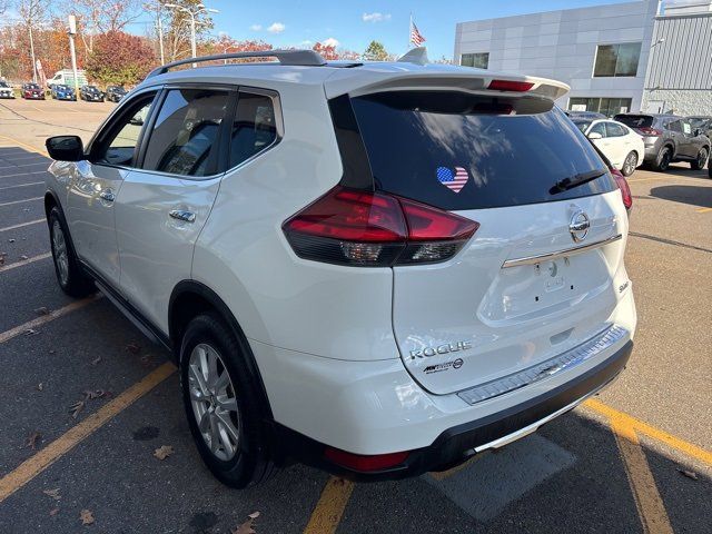 2017 Nissan Rogue SV