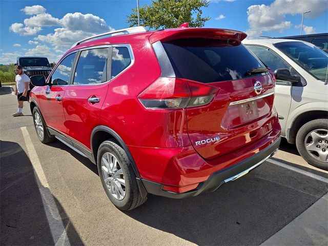 2017 Nissan Rogue 