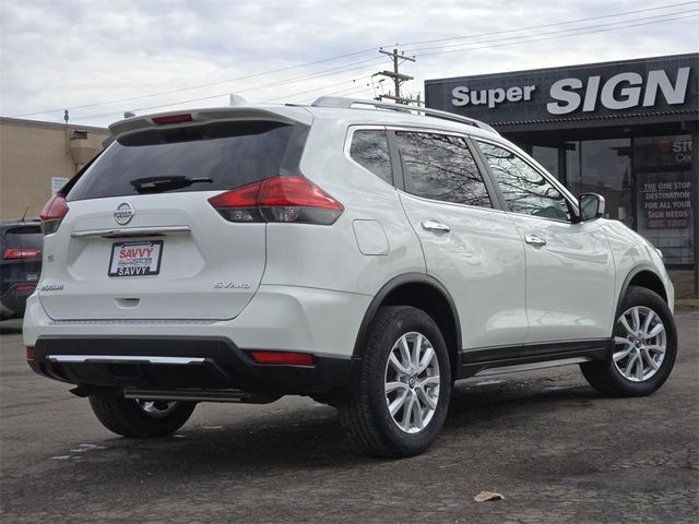 2017 Nissan Rogue SV