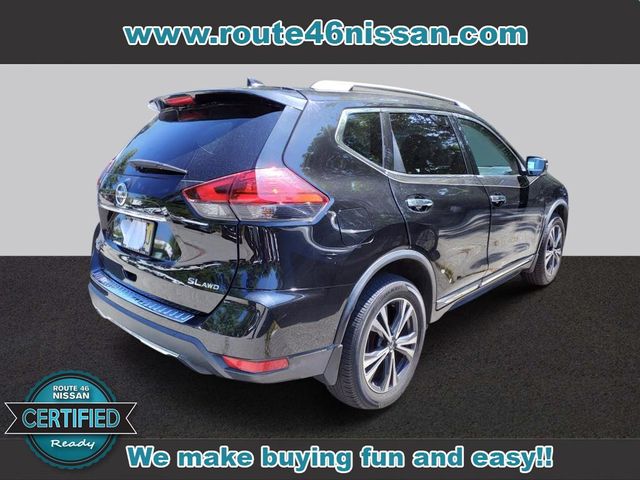 2017 Nissan Rogue SL