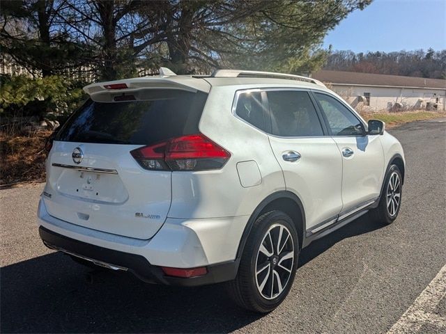 2017 Nissan Rogue SV