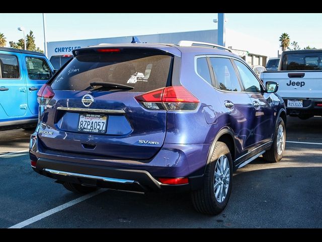 2017 Nissan Rogue SV